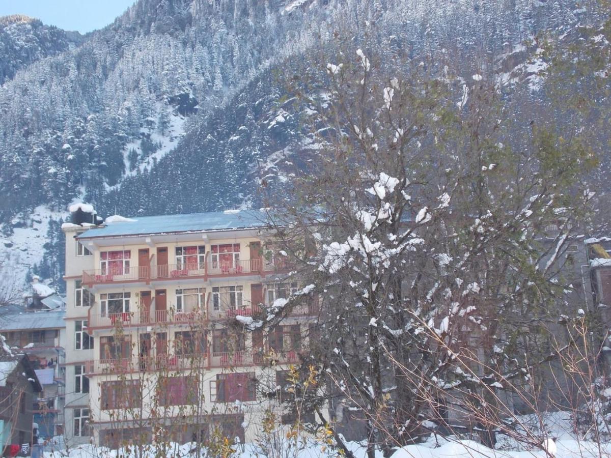 Dormico'S Hotel Snowbird Manāli Kültér fotó